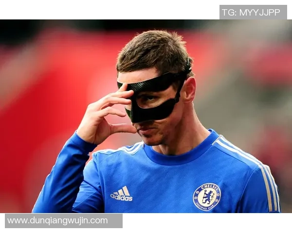 《球星面具足球版:融合虚拟与现实的全新竞技体验》 《球星面具足球版:融合虚拟与现实的全新竞技体验》