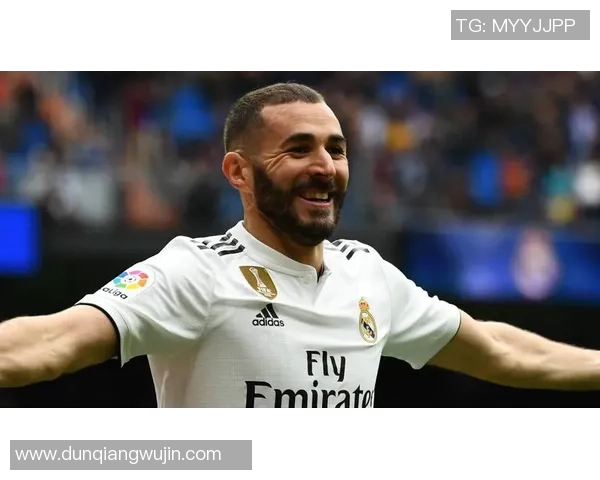 世界足坛闪耀黑人球星精彩瞬间与成就回顾