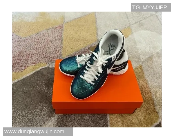 传奇足球鞋和球星的完美搭配这些球员曾穿过它们成就传奇 传奇足球鞋和球星的完美搭配这些球员曾穿过它们成就传奇