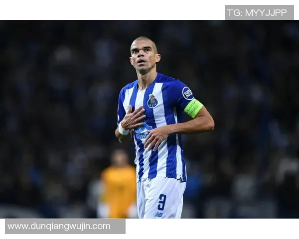 有头帘的足球球星盘点及其独特发型背后的文化意义分析 有头帘的足球球星盘点及其独特发型背后的文化意义分析